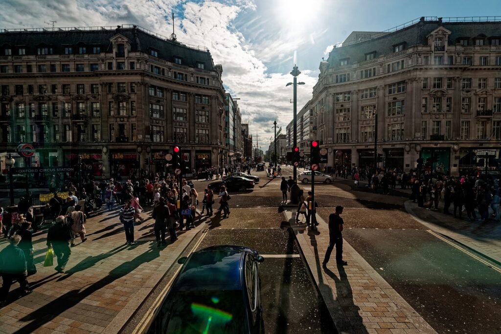 Vue d’Oxford Street depuis Oxford Circus, à Londres